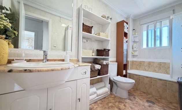 Sale - Quad Villa -
Orihuela Costa - La Zenia