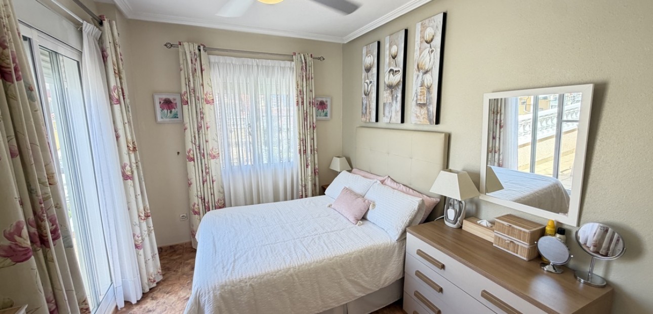 Sale - Quad Villa -
Orihuela Costa - La Zenia