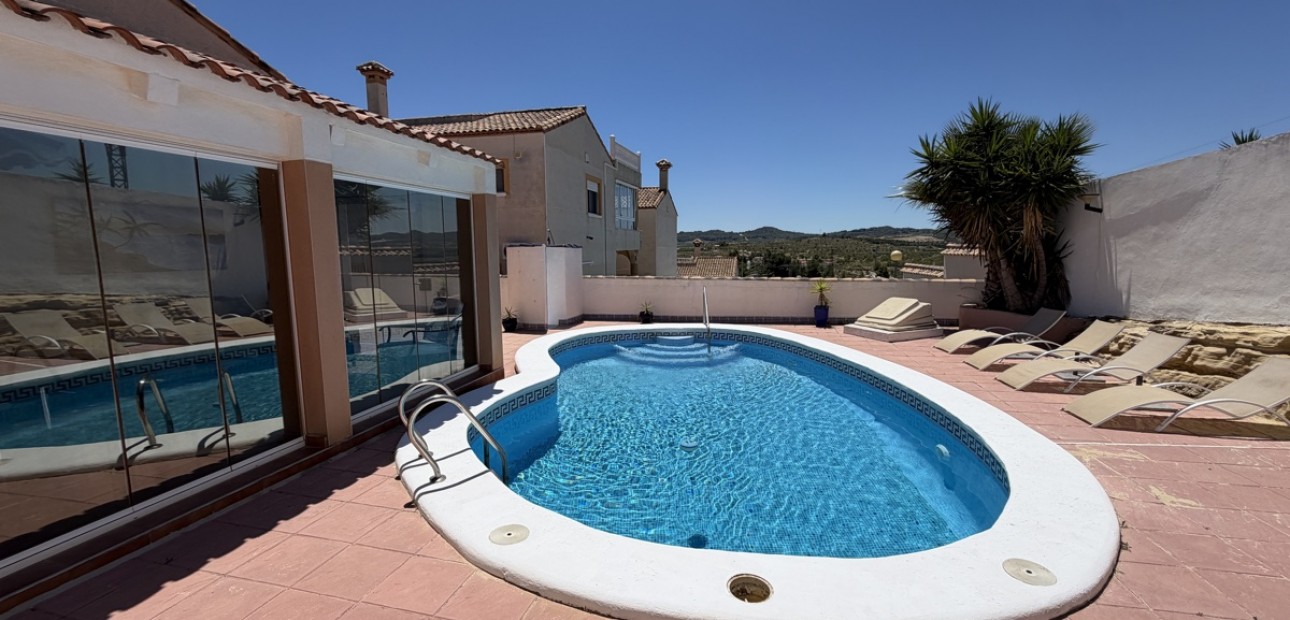 Venta - Detached Villa -
San Miguel de Salinas - Lake View Mansions