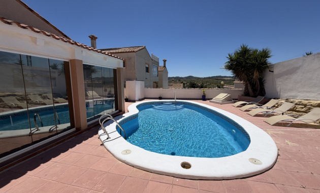 Venta - Detached Villa -
San Miguel de Salinas - Lake View Mansions
