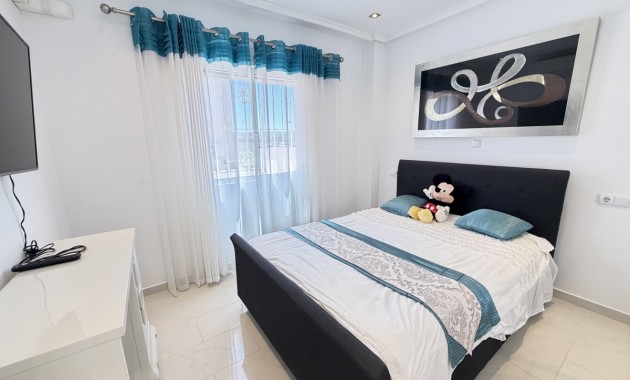 Venta - Detached Villa -
San Miguel de Salinas - Lake View Mansions