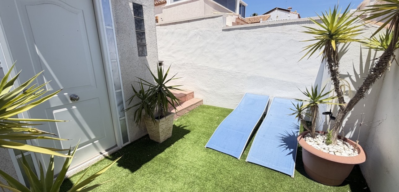 Venta - Detached Villa -
San Miguel de Salinas - Lake View Mansions