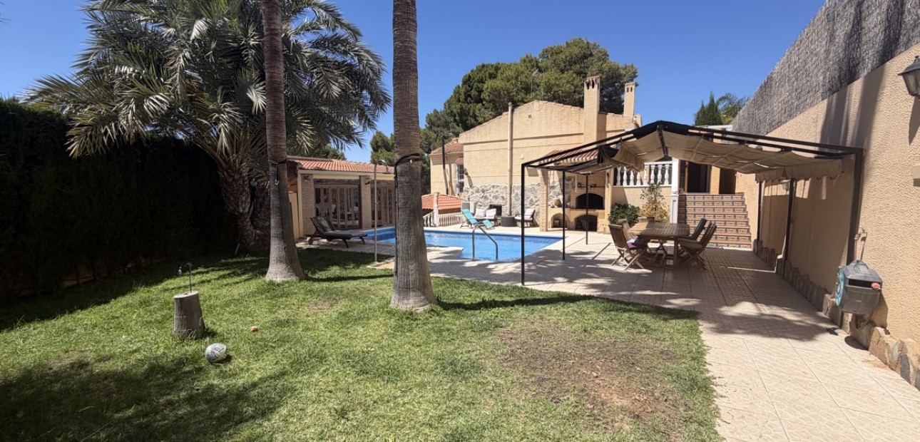 Venta - Detached Villa -
Torrevieja - Los Balcones