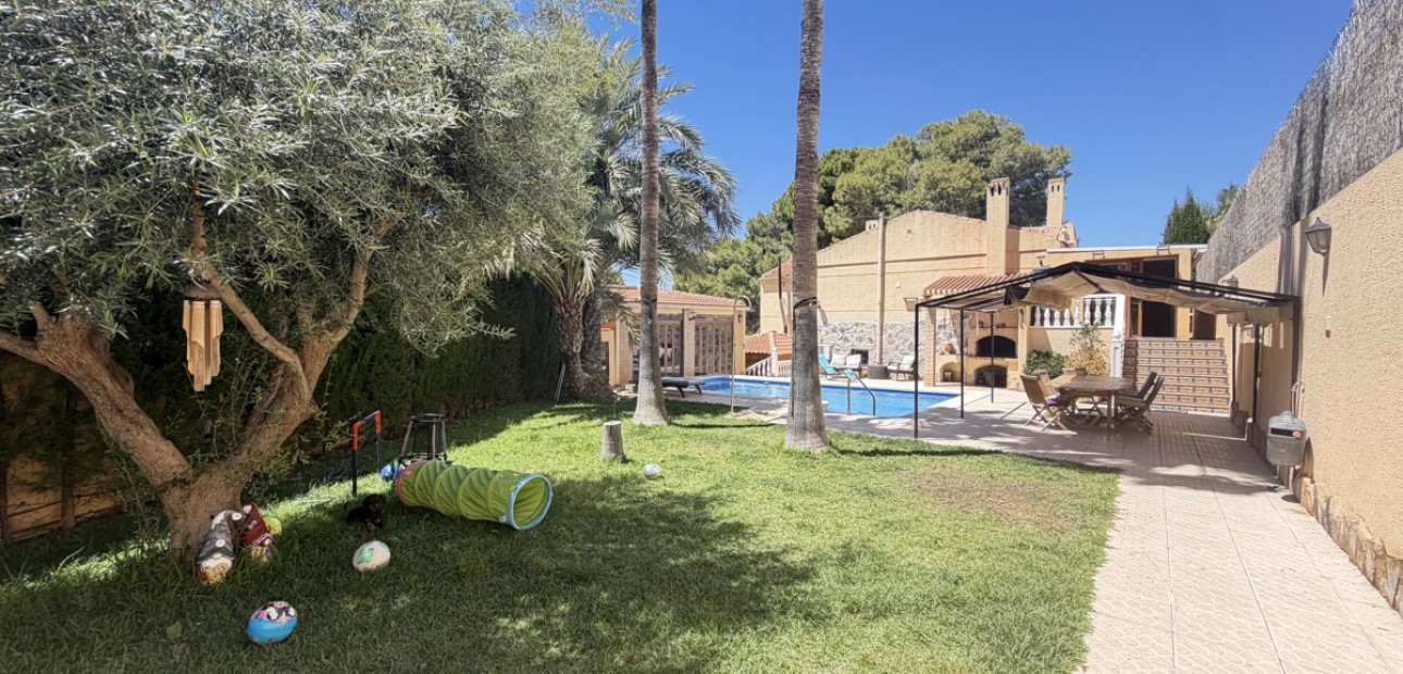 Venta - Detached Villa -
Torrevieja - Los Balcones