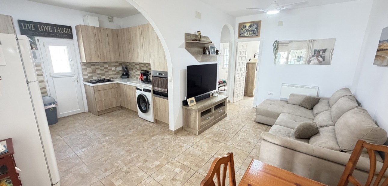 Herverkoop - Bungalow -
Orihuela Costa - Villamartin