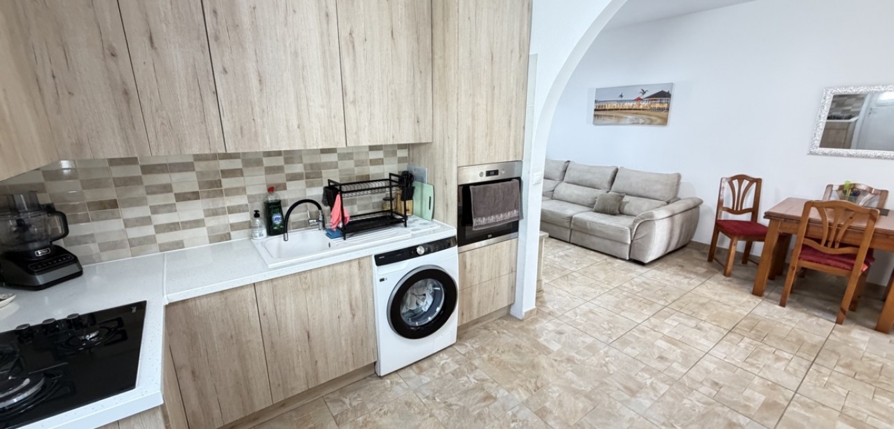 Herverkoop - Bungalow -
Orihuela Costa - Villamartin