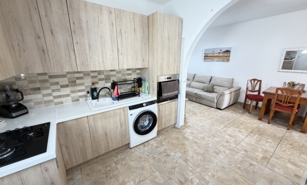 Herverkoop - Bungalow -
Orihuela Costa - Villamartin