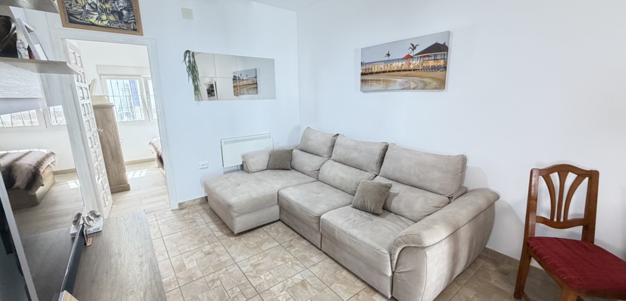 Herverkoop - Bungalow -
Orihuela Costa - Villamartin