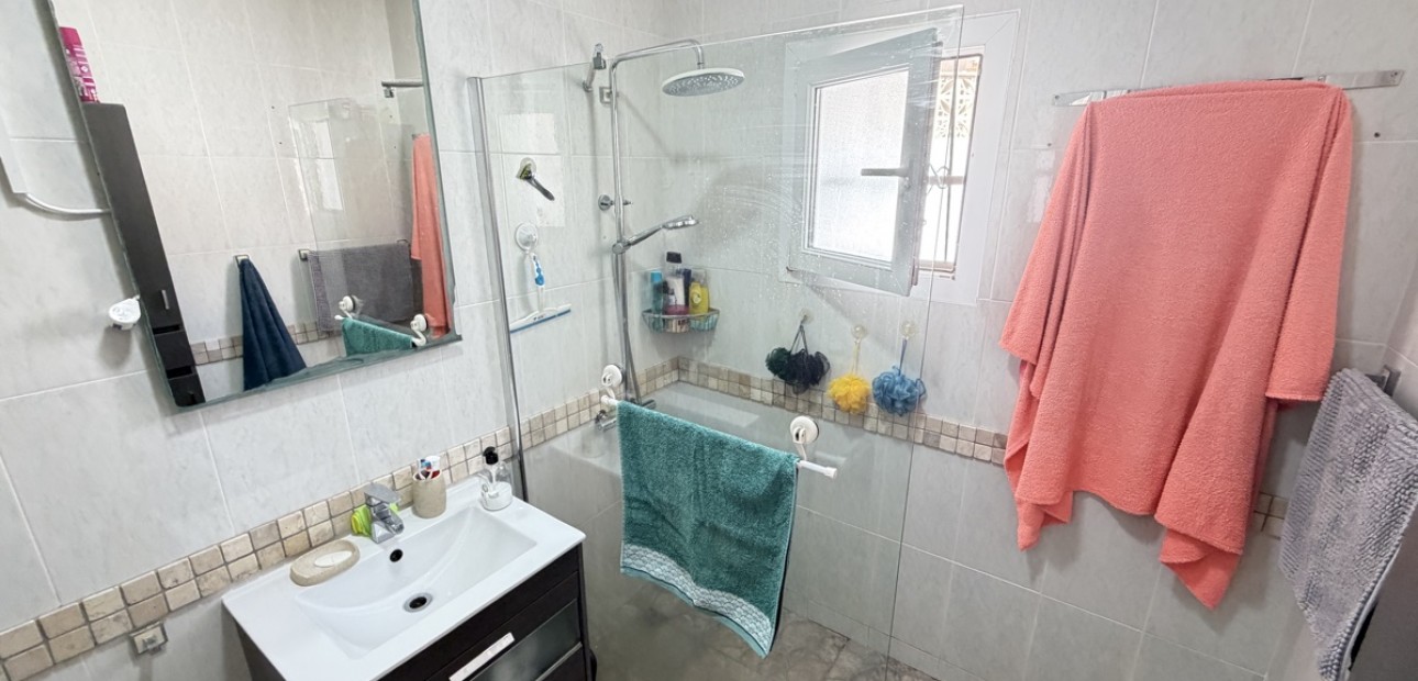Herverkoop - Bungalow -
Orihuela Costa - Villamartin