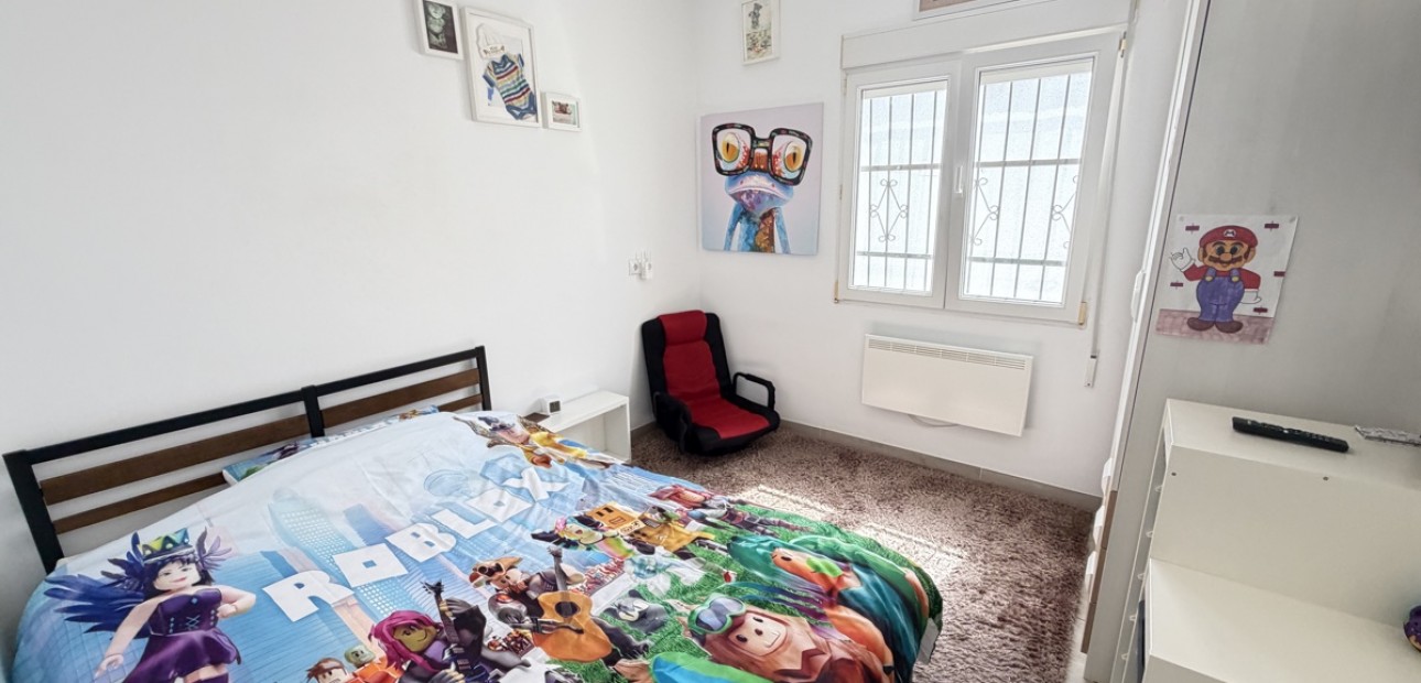 Herverkoop - Bungalow -
Orihuela Costa - Villamartin