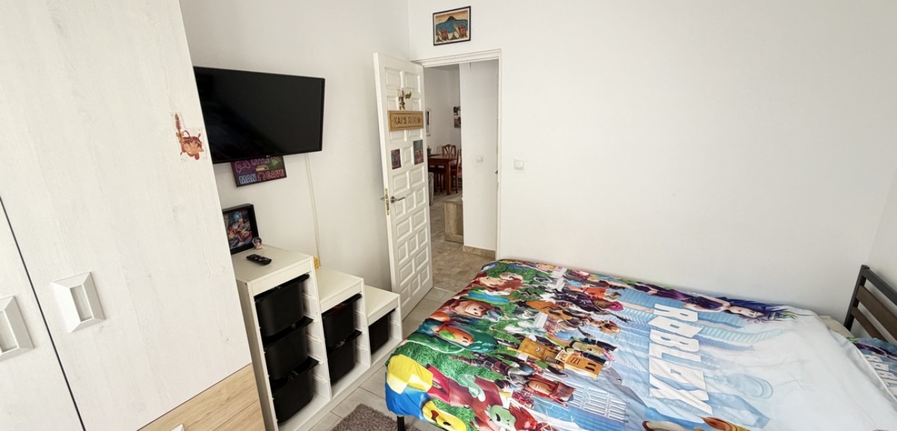 Herverkoop - Bungalow -
Orihuela Costa - Villamartin