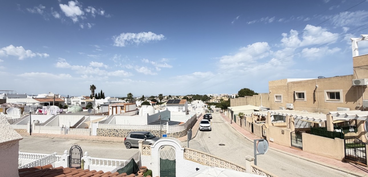 Herverkoop - Bungalow -
Orihuela Costa - Villamartin