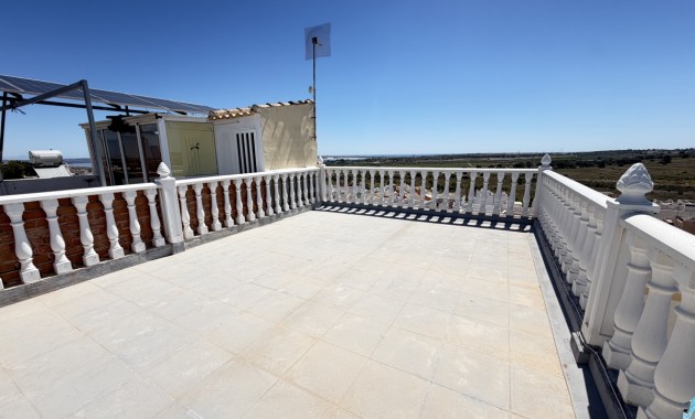 Herverkoop - Herenhuis -
San Miguel de Salinas - San Miguel - Town
