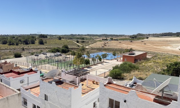 Herverkoop - Herenhuis -
San Miguel de Salinas - San Miguel - Town