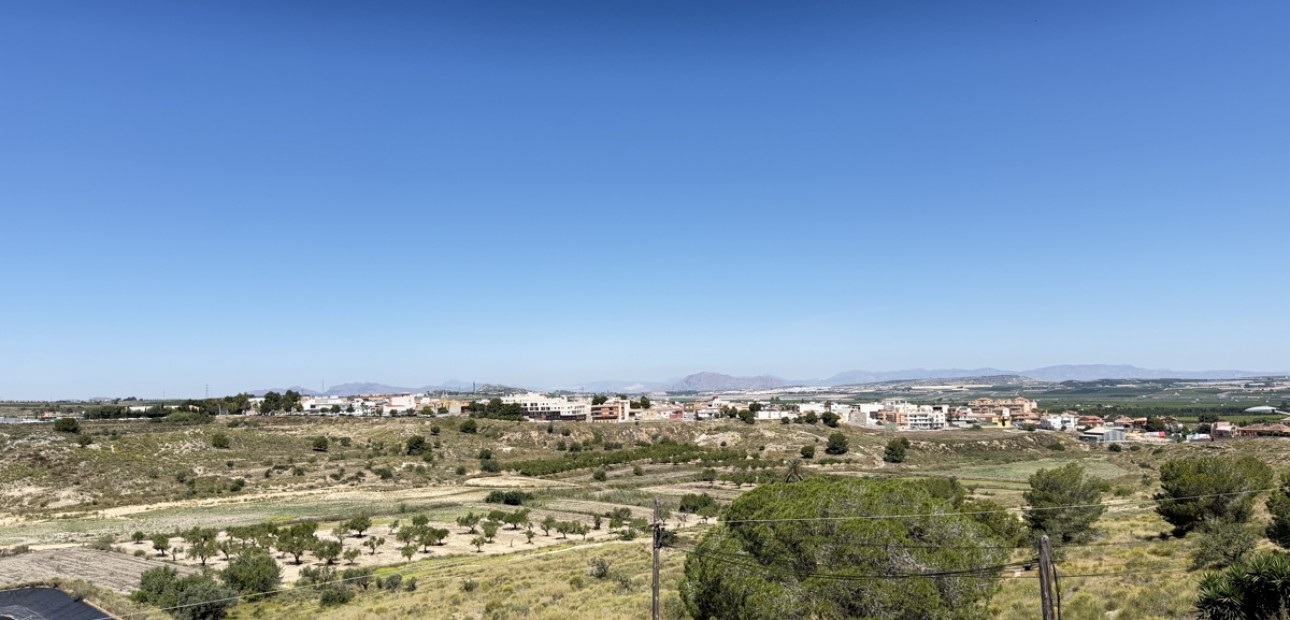 Herverkoop - Herenhuis -
San Miguel de Salinas - San Miguel - Town