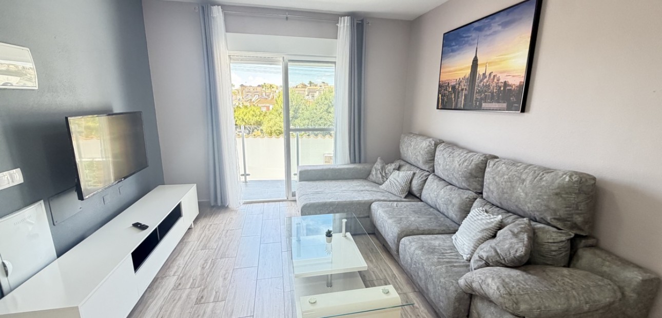 Herverkoop - Detached Villa -
Orihuela Costa - Villamartin