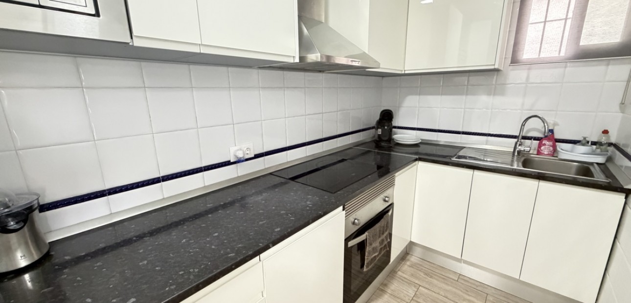 Herverkoop - Detached Villa -
Orihuela Costa - Villamartin