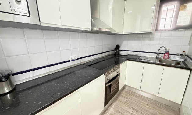 Herverkoop - Detached Villa -
Orihuela Costa - Villamartin