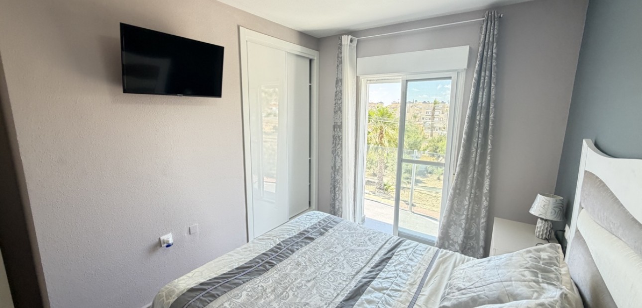 Herverkoop - Detached Villa -
Orihuela Costa - Villamartin