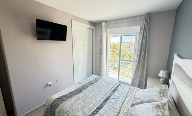 Herverkoop - Detached Villa -
Orihuela Costa - Villamartin