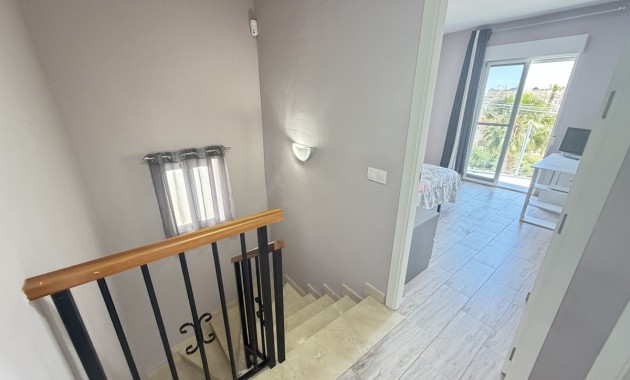 Herverkoop - Detached Villa -
Orihuela Costa - Villamartin