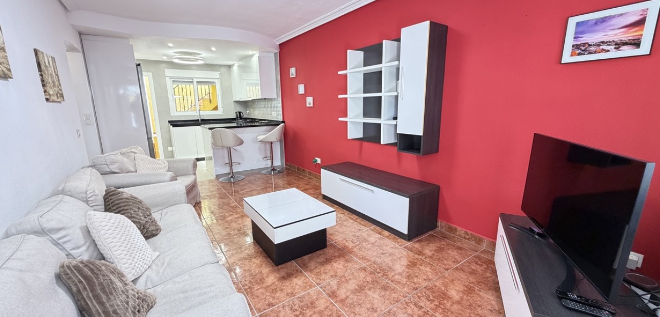 Herverkoop - Bungalow -
San Miguel de Salinas - San Miguel - Town