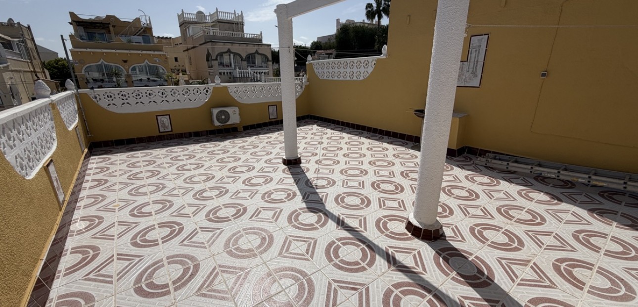 Herverkoop - Bungalow -
San Miguel de Salinas - San Miguel - Town