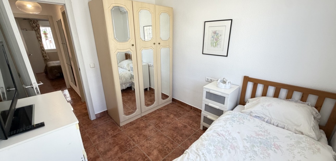 Herverkoop - Bungalow -
San Miguel de Salinas - San Miguel - Town