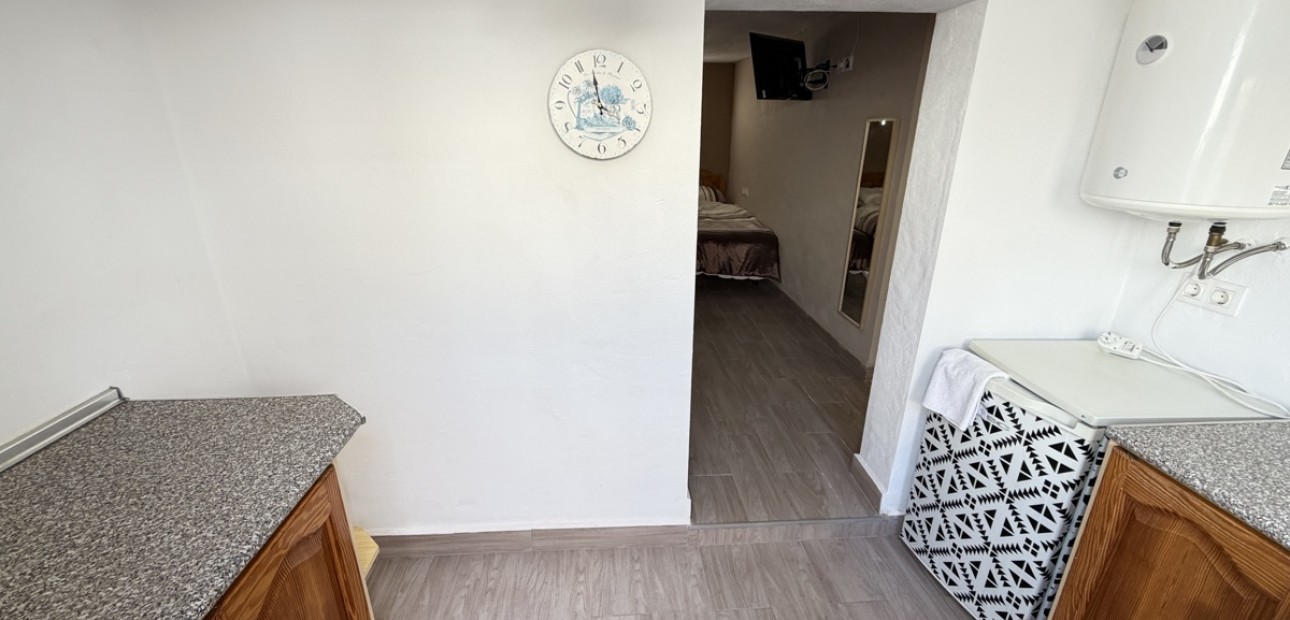 Herverkoop - Bungalow -
San Miguel de Salinas - San Miguel - Town