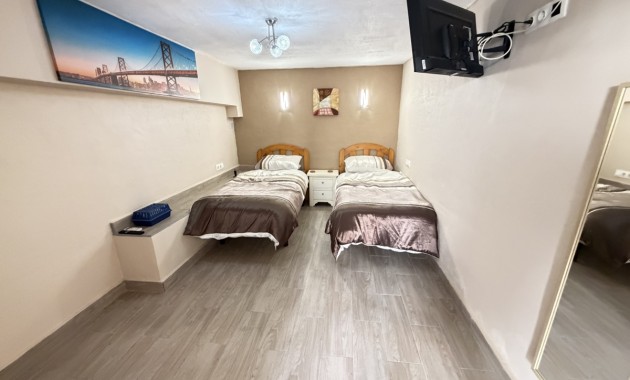 Herverkoop - Bungalow -
San Miguel de Salinas - San Miguel - Town