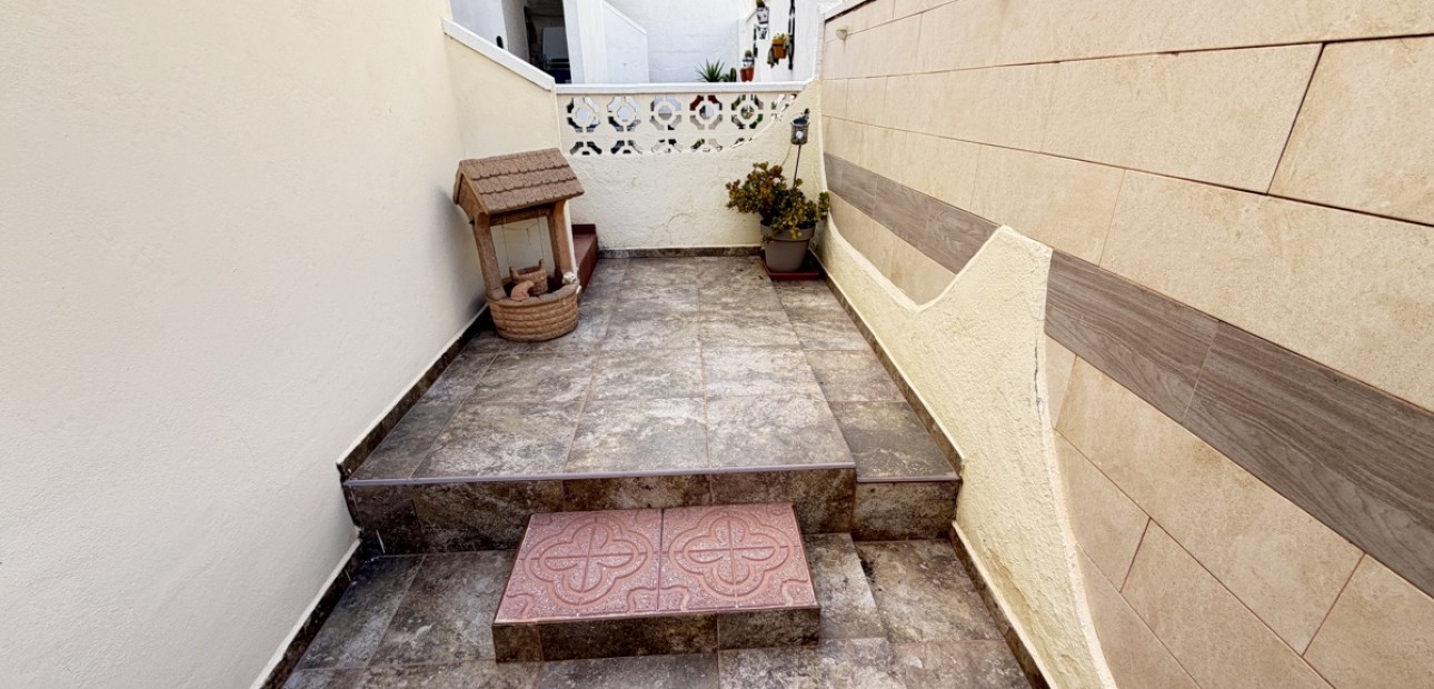 Herverkoop - Bungalow -
San Miguel de Salinas - San Miguel - Town