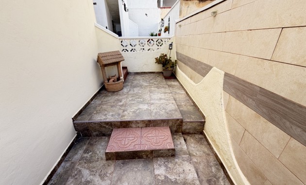 Herverkoop - Bungalow -
San Miguel de Salinas - San Miguel - Town