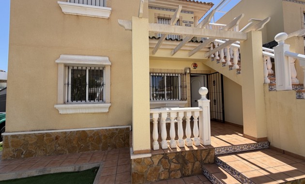 Venta - Apartamento / piso -
Orihuela Costa - Los Dolses