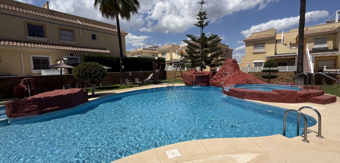 Venta - Apartamento / piso -
Orihuela Costa - Los Dolses
