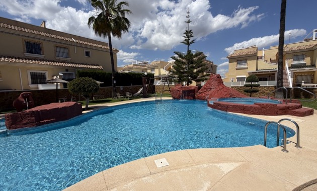 Venta - Apartamento / piso -
Orihuela Costa - Los Dolses