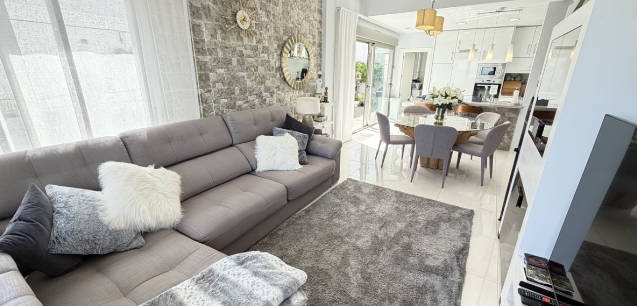 Venta - Detached Villa -
Orihuela Costa - Villamartin