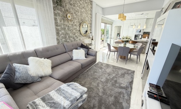 Venta - Detached Villa -
Orihuela Costa - Villamartin