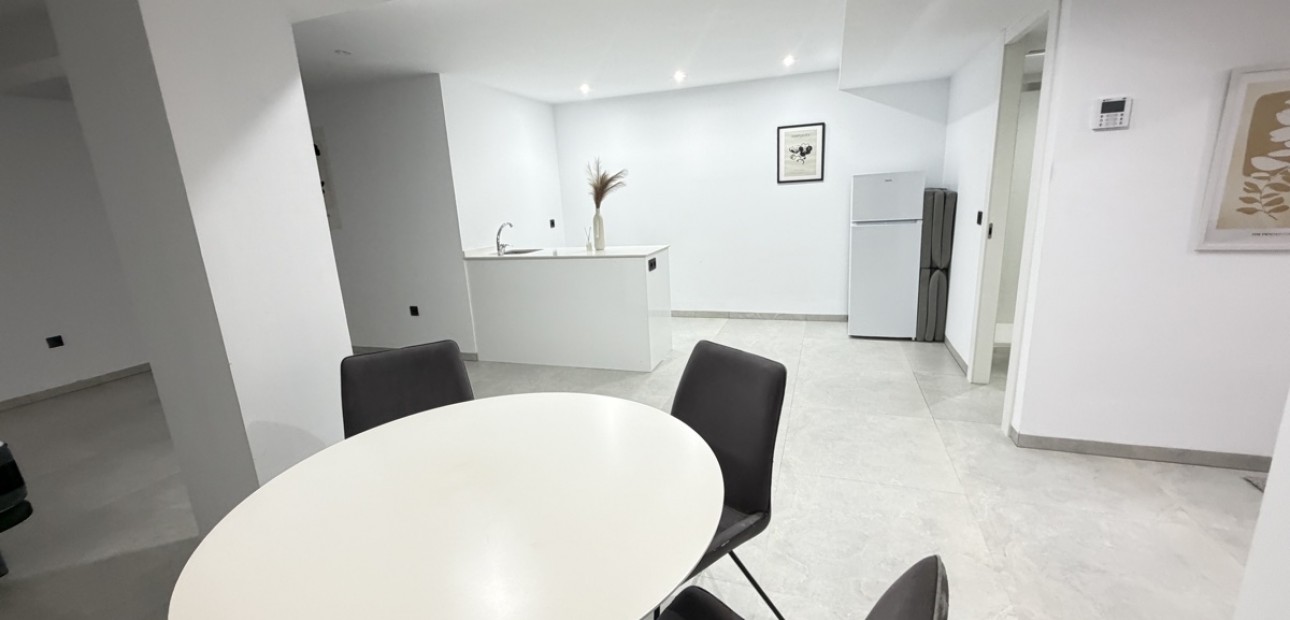 Herverkoop - Detached Villa -
Orihuela Costa - Villamartin