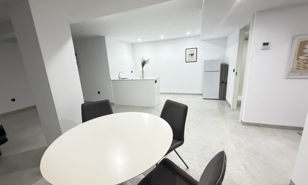 Herverkoop - Detached Villa -
Orihuela Costa - Villamartin