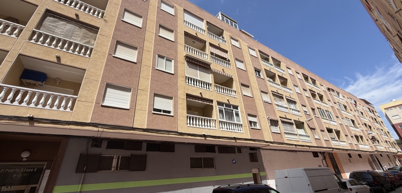 Herverkoop - Appartement / flat -
Torrevieja - Torrevieja - Centre
