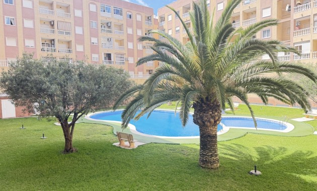 Herverkoop - Appartement / flat -
Torrevieja - Torrevieja - Centre