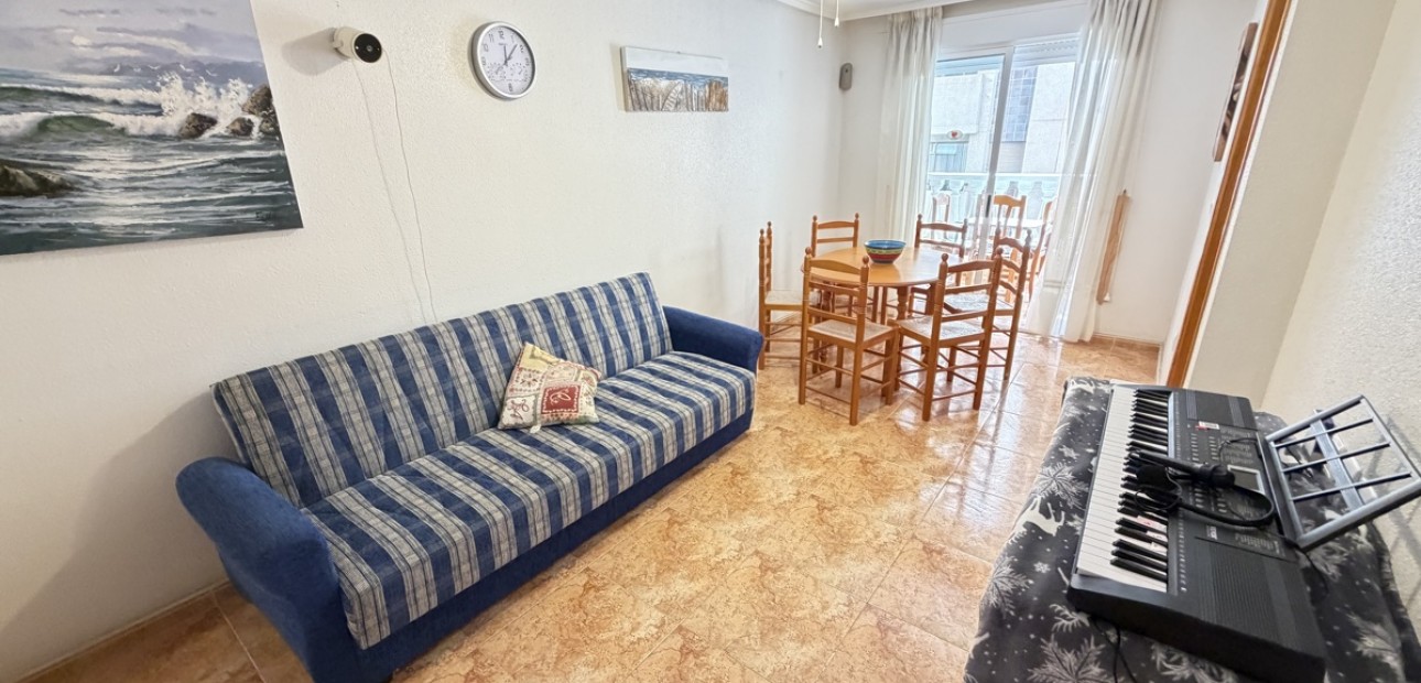 Herverkoop - Appartement / flat -
Torrevieja - Torrevieja - Centre