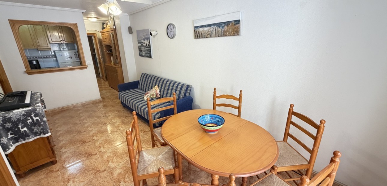Herverkoop - Appartement / flat -
Torrevieja - Torrevieja - Centre