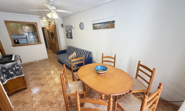 Herverkoop - Appartement / flat -
Torrevieja - Torrevieja - Centre
