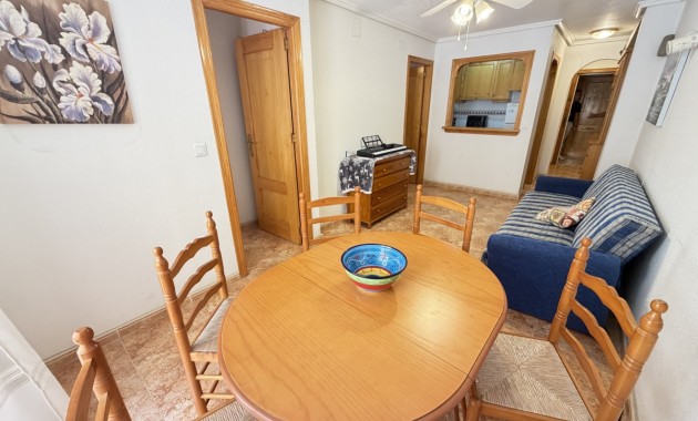 Herverkoop - Appartement / flat -
Torrevieja - Torrevieja - Centre
