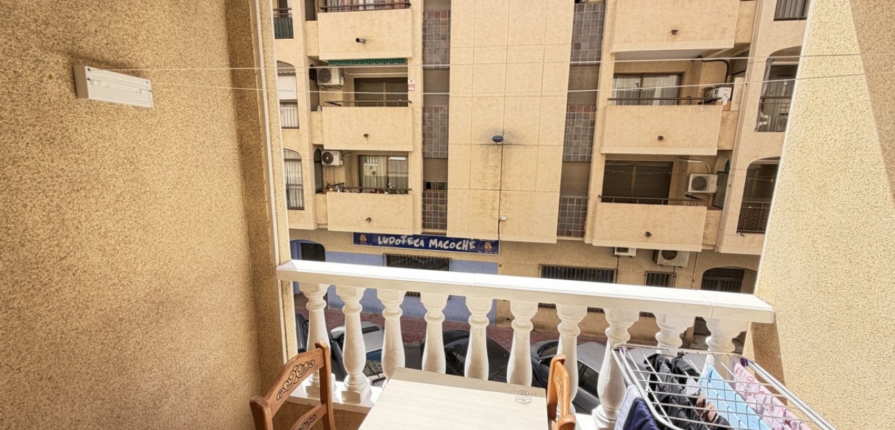Herverkoop - Appartement / flat -
Torrevieja - Torrevieja - Centre