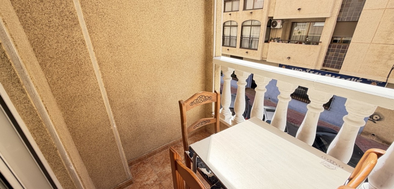 Herverkoop - Appartement / flat -
Torrevieja - Torrevieja - Centre