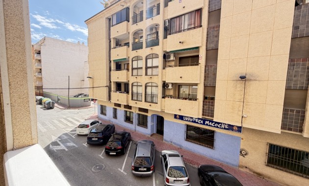 Herverkoop - Appartement / flat -
Torrevieja - Torrevieja - Centre