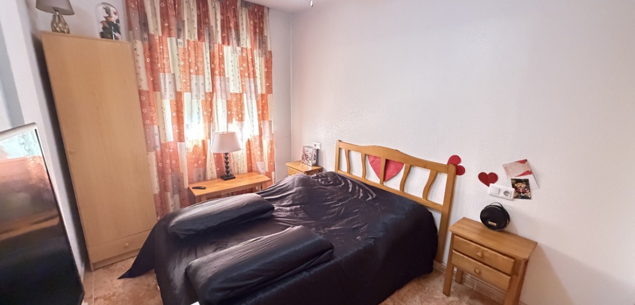 Herverkoop - Appartement / flat -
Torrevieja - Torrevieja - Centre