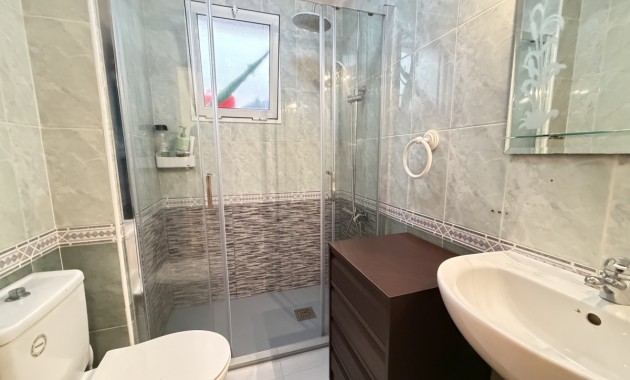 Herverkoop - Appartement / flat -
Torrevieja - Torrevieja - Centre